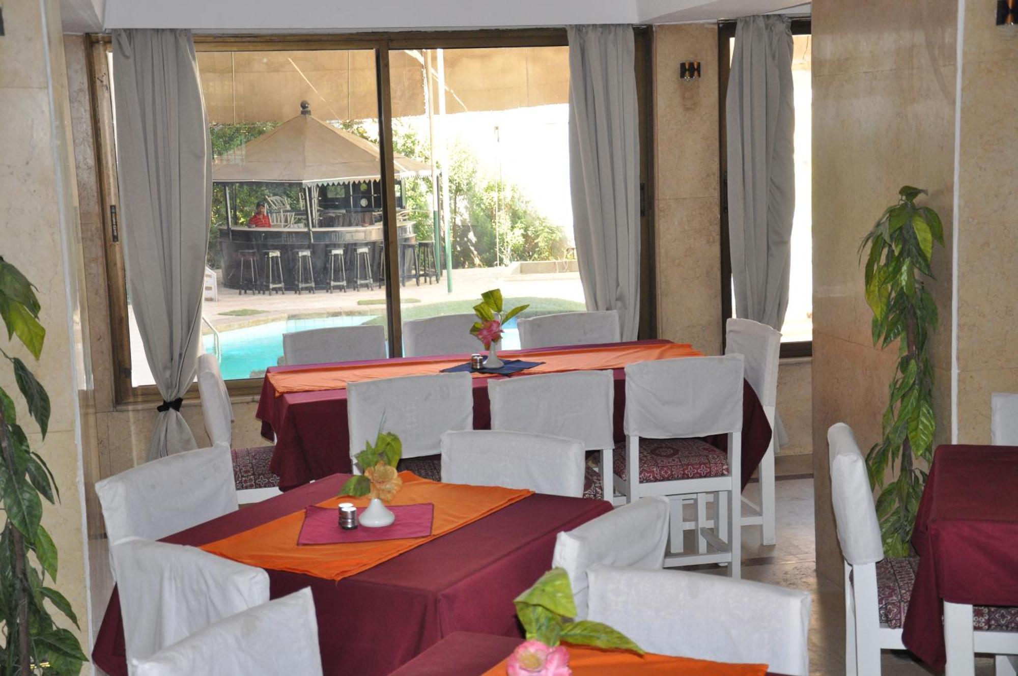 Shady Hotel Luxor Exterior foto